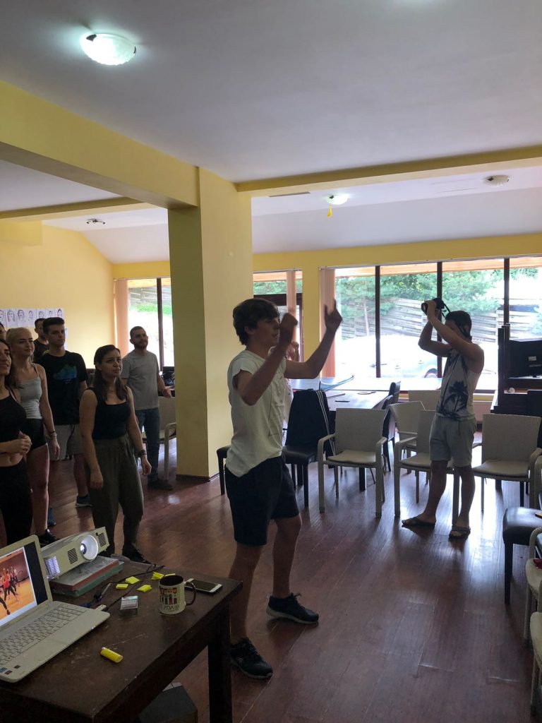 From the beginning of 'What is a healthy life style' session